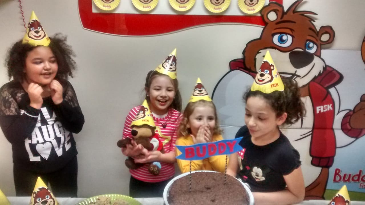 Fisk Curitiba (Jardim Social)/ PR – Buddy Party! Happy Children’s Day!